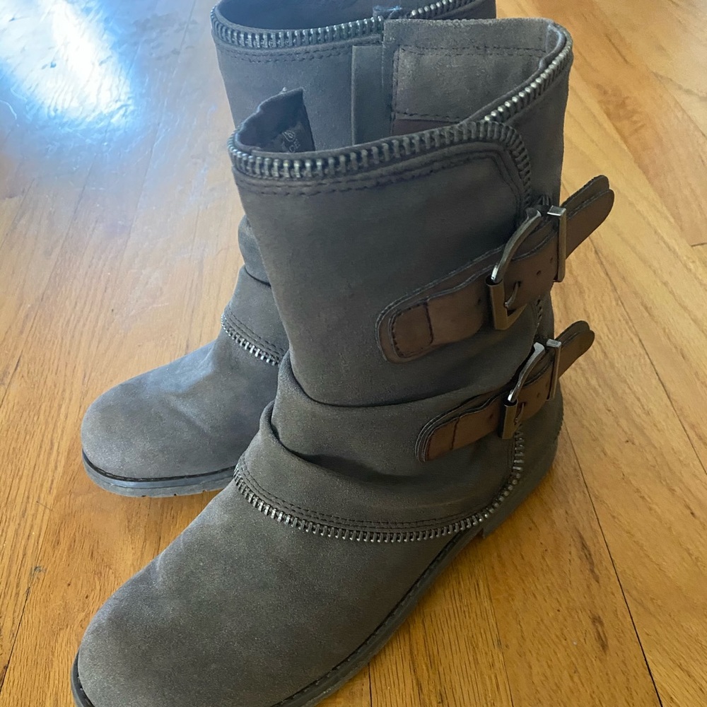 Never worn